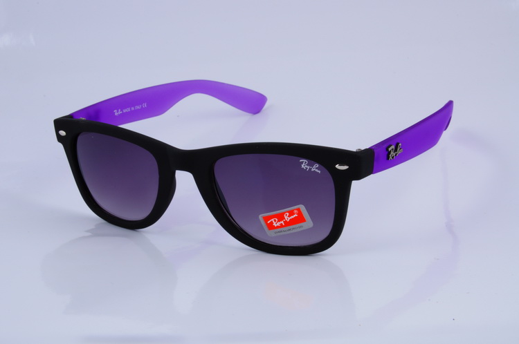    Ray Ban Wayfarer