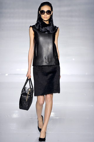 Shu Pei Qin         , Max Mara